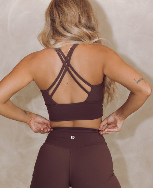 Astoria Luxe Balance Ruched Sports Crop Top Review - Gymfluencers