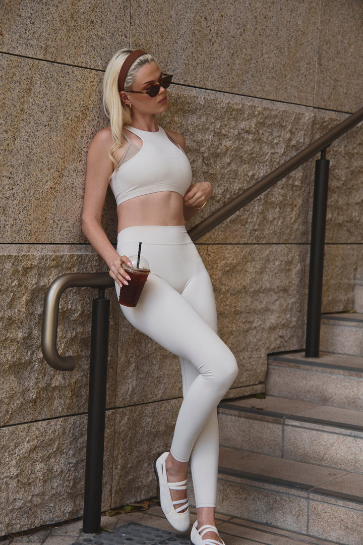 Astoria Luxe Balance V-Waist Legging - Sand