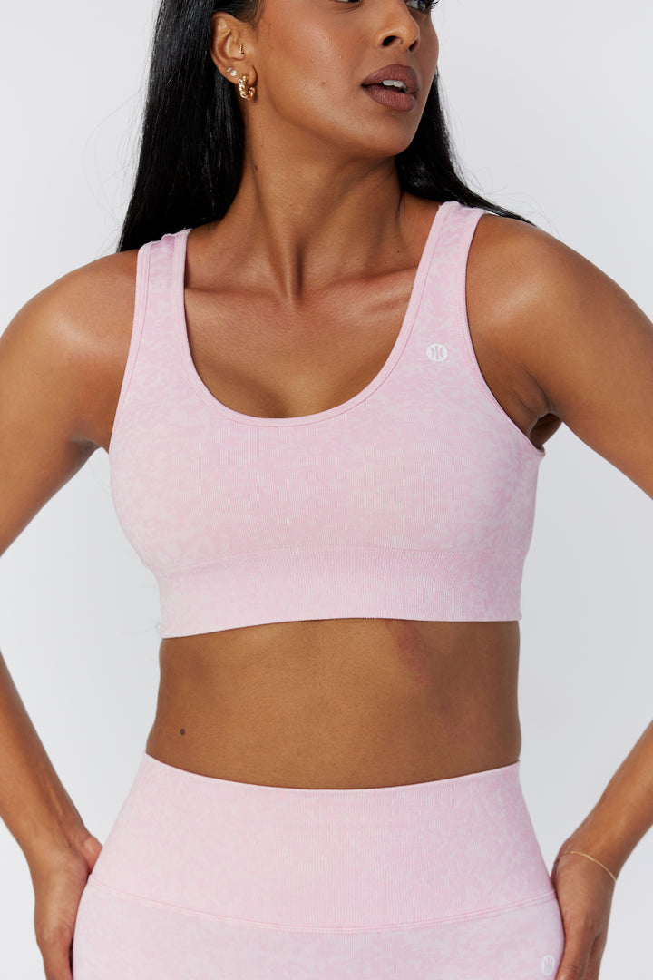 Astoria Rise Seamless Sports Bra - Baby Pink