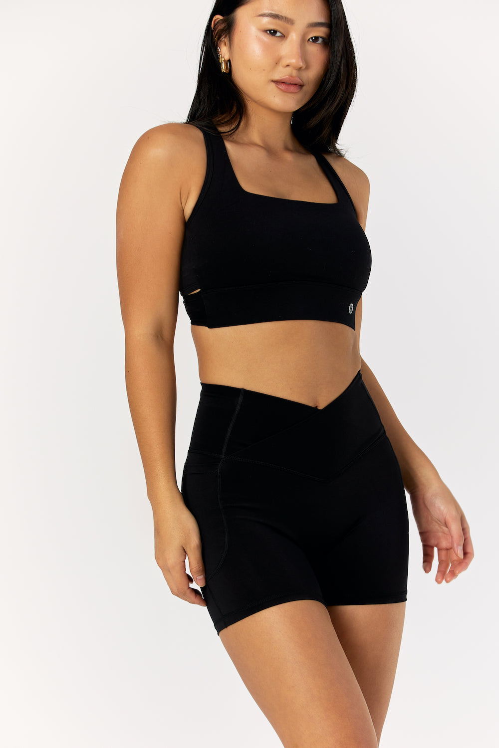 Astoria Live Luxe Square Neck Crop - Black