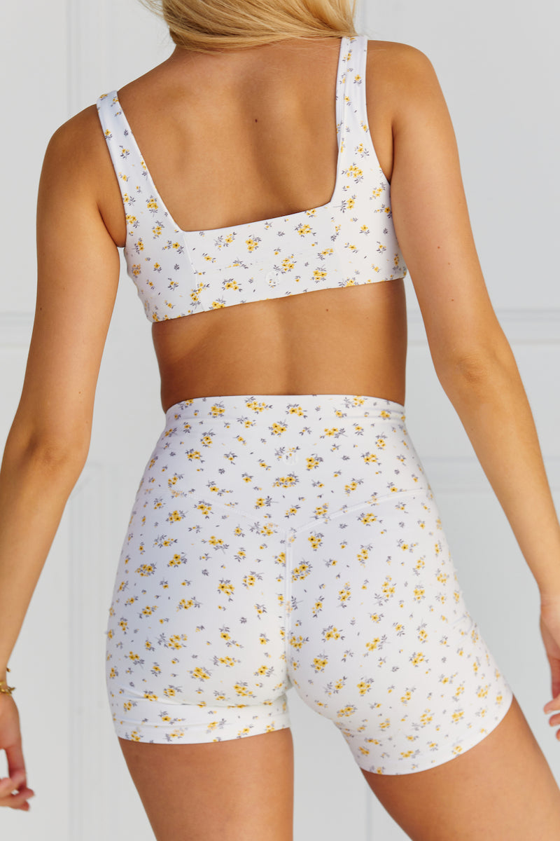 Surprise, we have another new print coming to Astoria Balance 🌼✨ Meet  Primrose — available 10.11.23