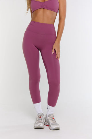 Astoria Airvíve Ruched Legging - Sugarplum