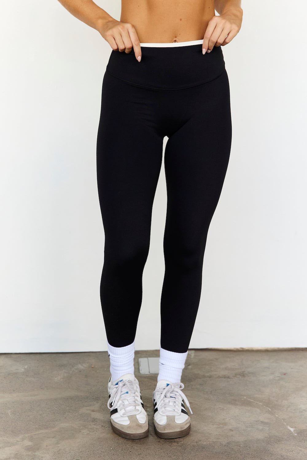 Astoria LUXE BALANCE Full Length Legging - Black/Cream