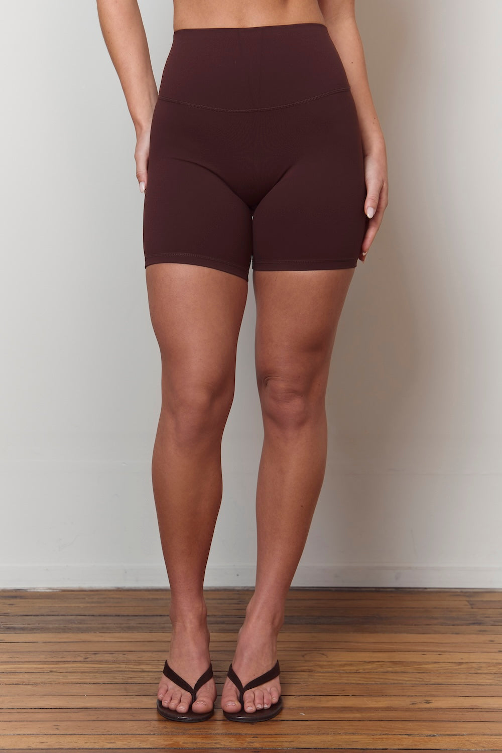 Astoria Luxe Balance Short - Espresso