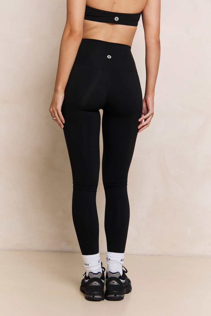 Astoria Airvíve Full Length Legging - Black