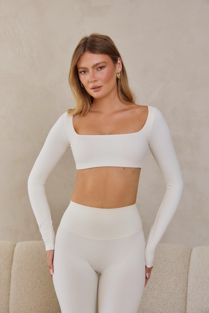 Astoria LUXE BALANCE Squareneck Sleeved Crop - Cream