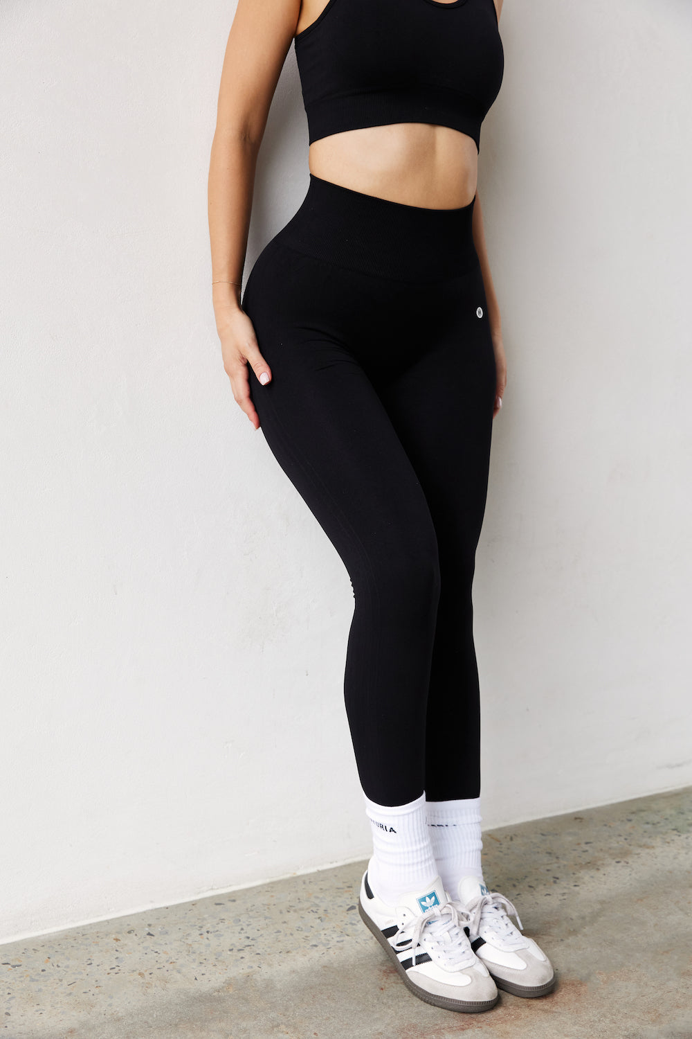 Astoria Contour Seamless Legging - Black
