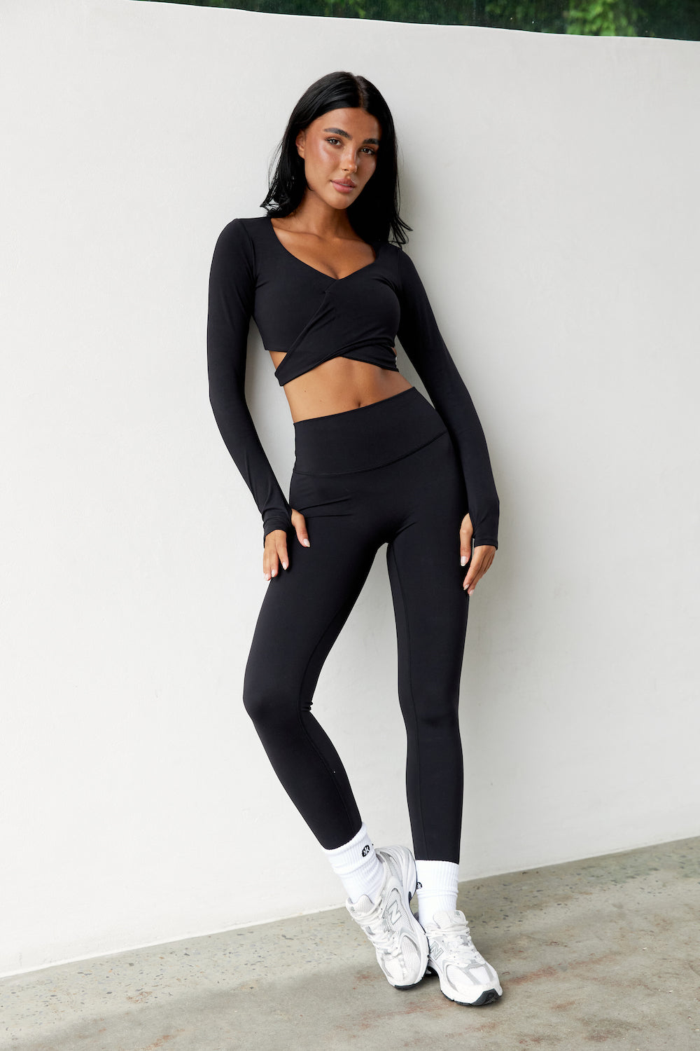 Astoria Balance Crossover Sleeve Crop - Black