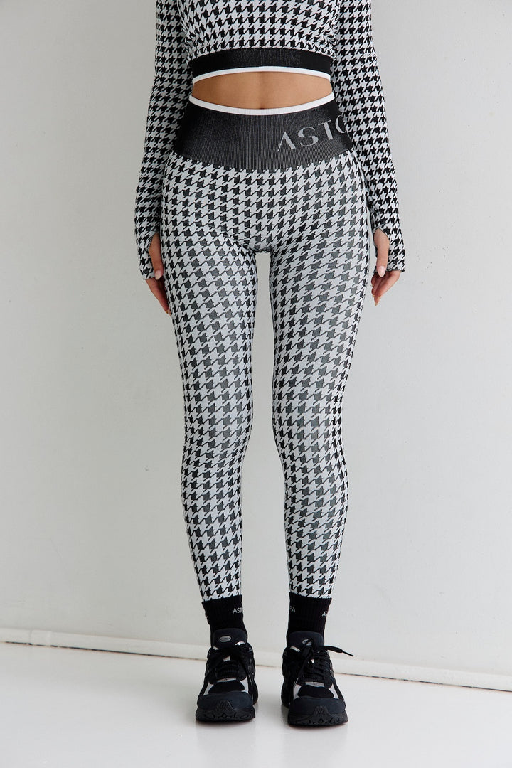 Astoria Seamless Knit Legging - Black/Grey Houndstooth