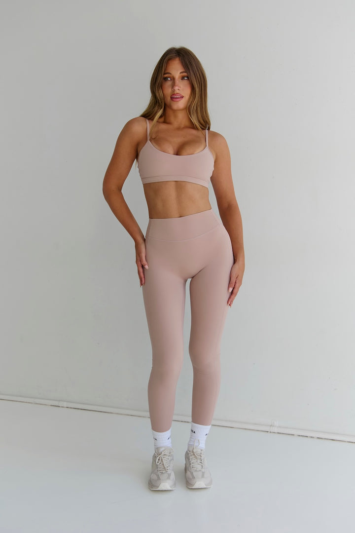 Astoria Luxe Balance Form Sports Bra - Fawn