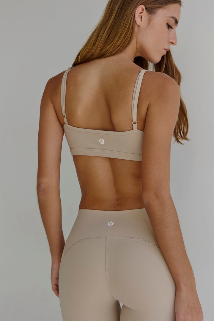 Astoria Luxe Balance Form Sports Bra - Oat