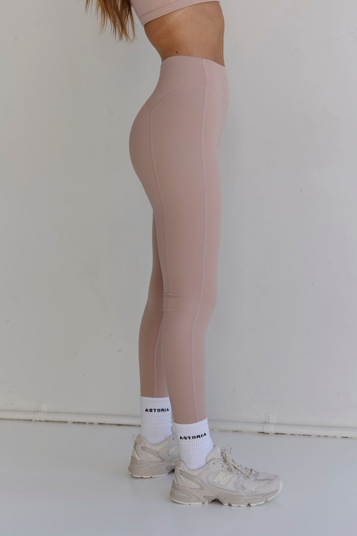 Astoria Luxe Balance Form Legging - Fawn