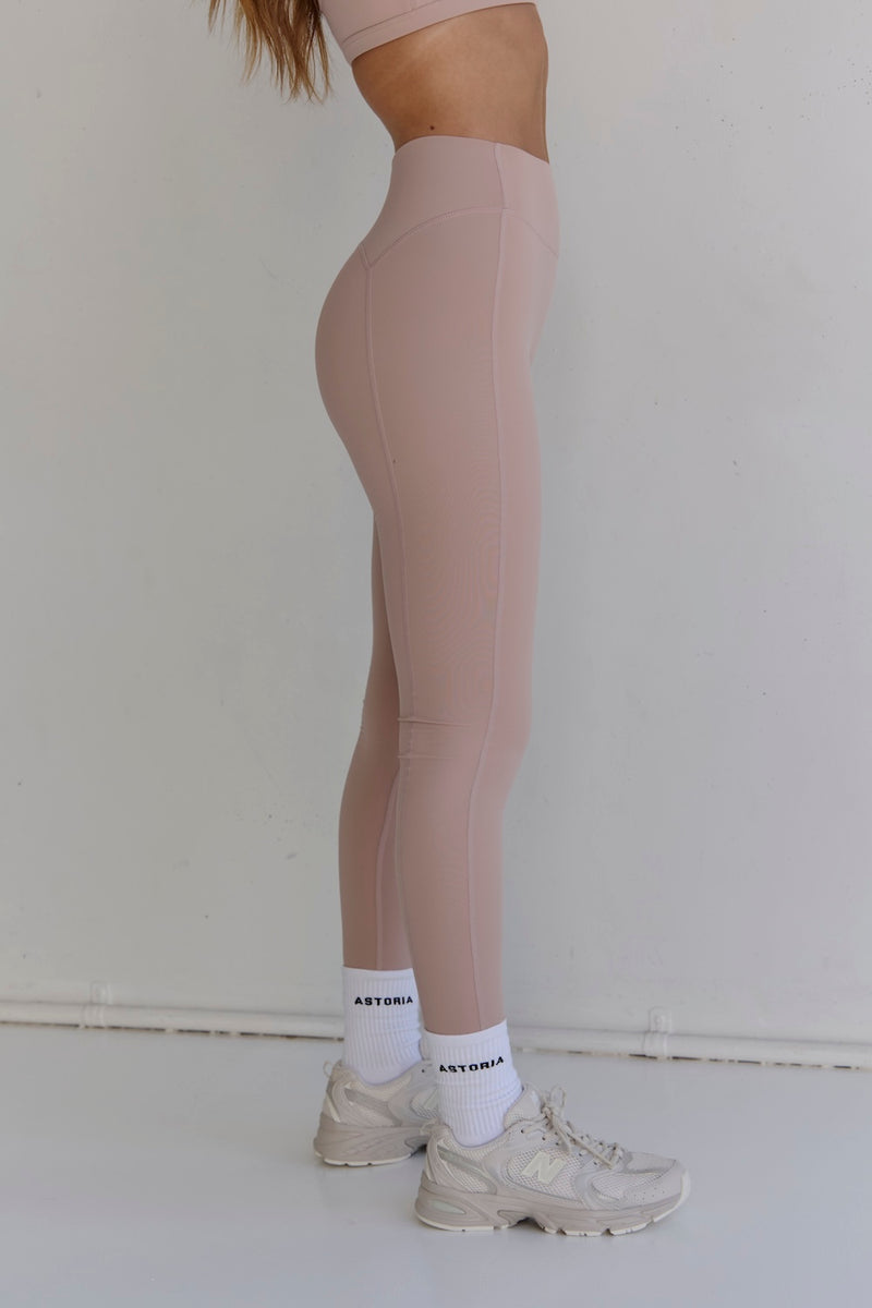 Astoria LUXE BALANCE Form Legging - Fawn