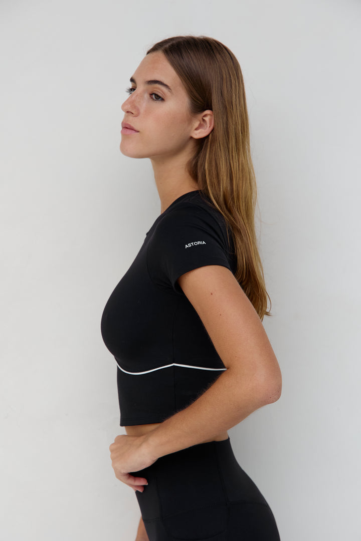 Astoria Airvíve Tee - Black/Cream