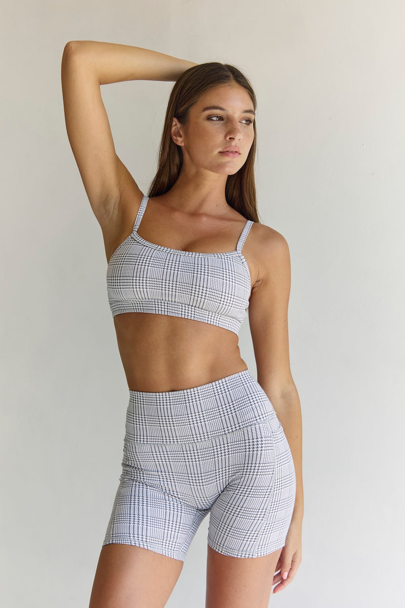 Astoria Airvíve Pocket Short - Grey Plaid
