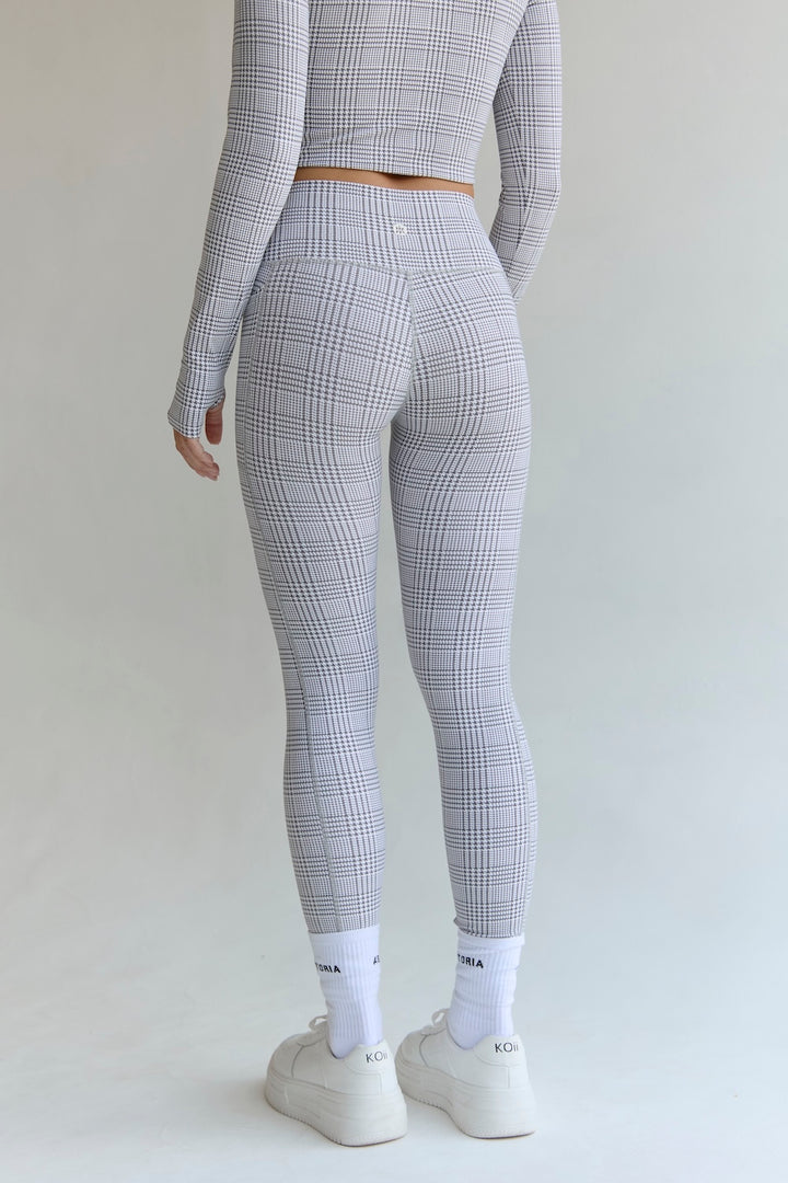 Astoria Airvíve Pocket Legging - Grey Plaid