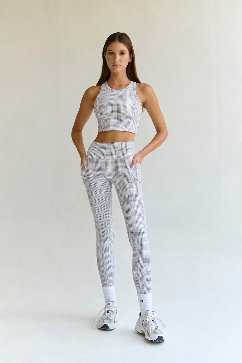 Astoria Airvíve Staple Sport Crop - Grey Plaid