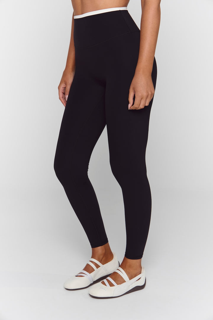 Astoria Luxe Balance Full Length Legging - Black/Cream