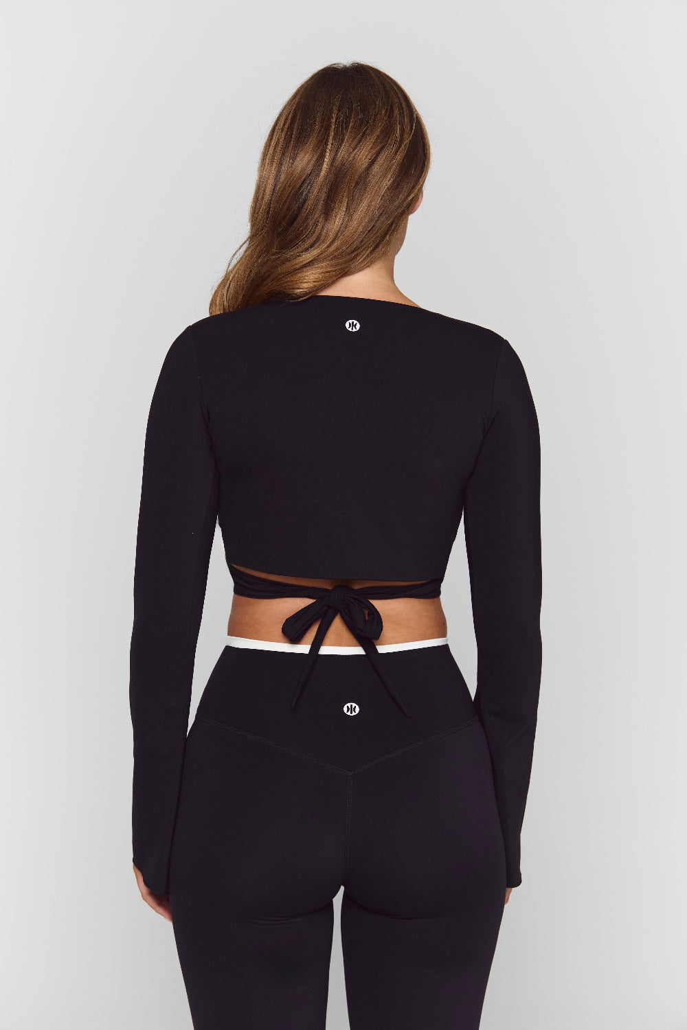 Astoria Live Luxe Wrap Sleeved Crop - Black