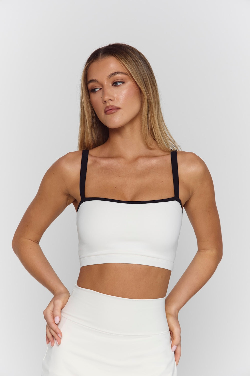 Astoria Luxe Balance Essential Sports Bra - Cream/Black
