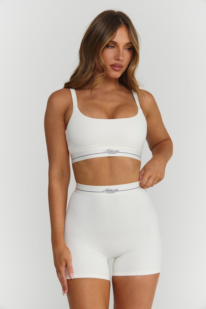 Astoria Airvíve Varsity Short - Cream