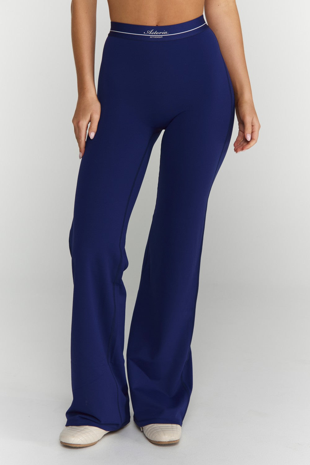 Astoria Airvíve Varsity Straight Legging - Navy