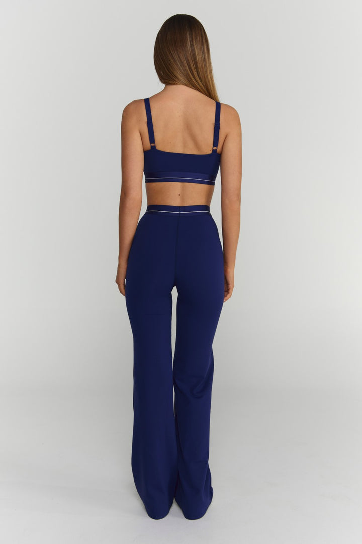 Astoria Airvíve Varsity Straight Legging - Navy