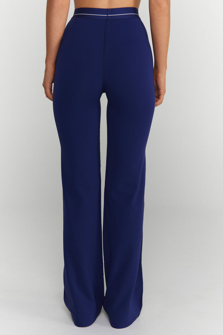 Astoria Airvíve Varsity Straight Legging - Navy
