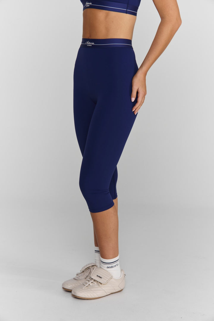 Astoria Airvíve Varsity Capri - Navy