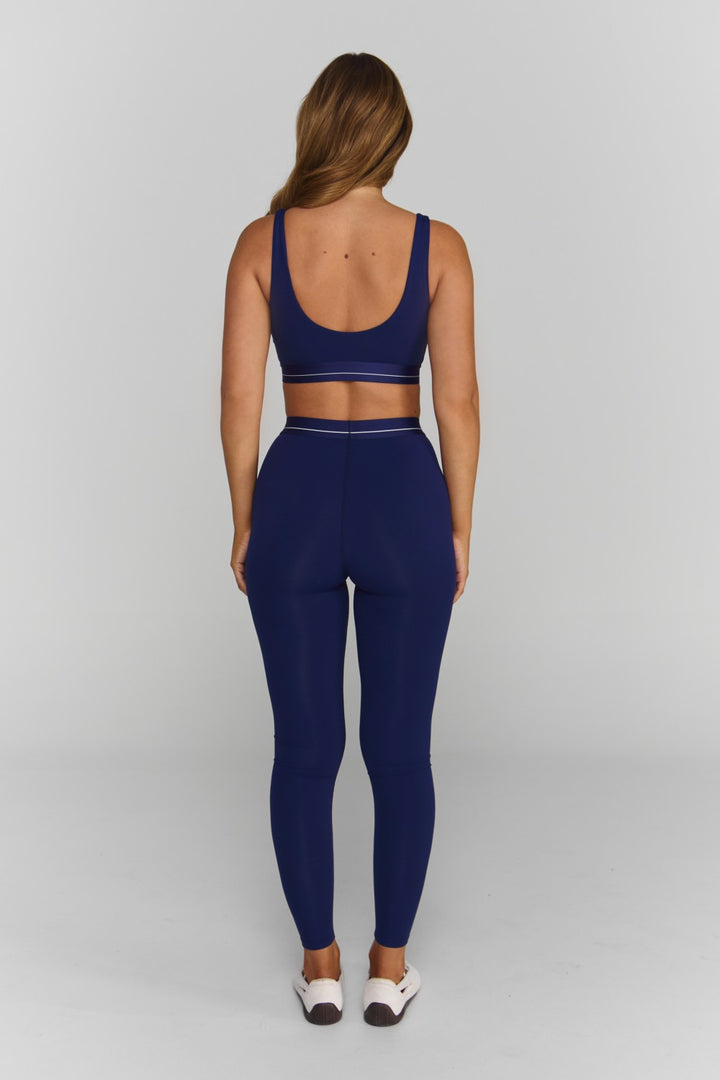 Astoria Airvíve Signature Sports Bra - Navy