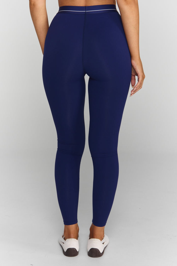 Astoria Airvíve Varsity Legging - Navy