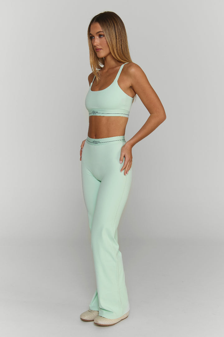 Astoria Airvíve Varsity Straight Legging - Mint