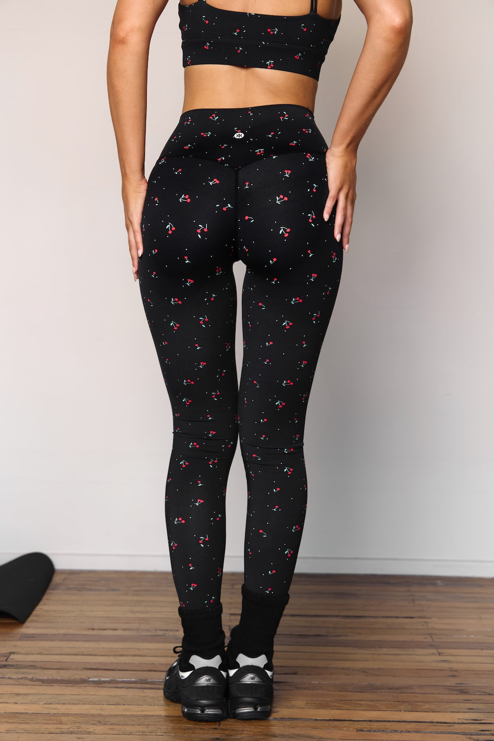 Astoria Luxe Blossom Full Length Legging - Black Cherry