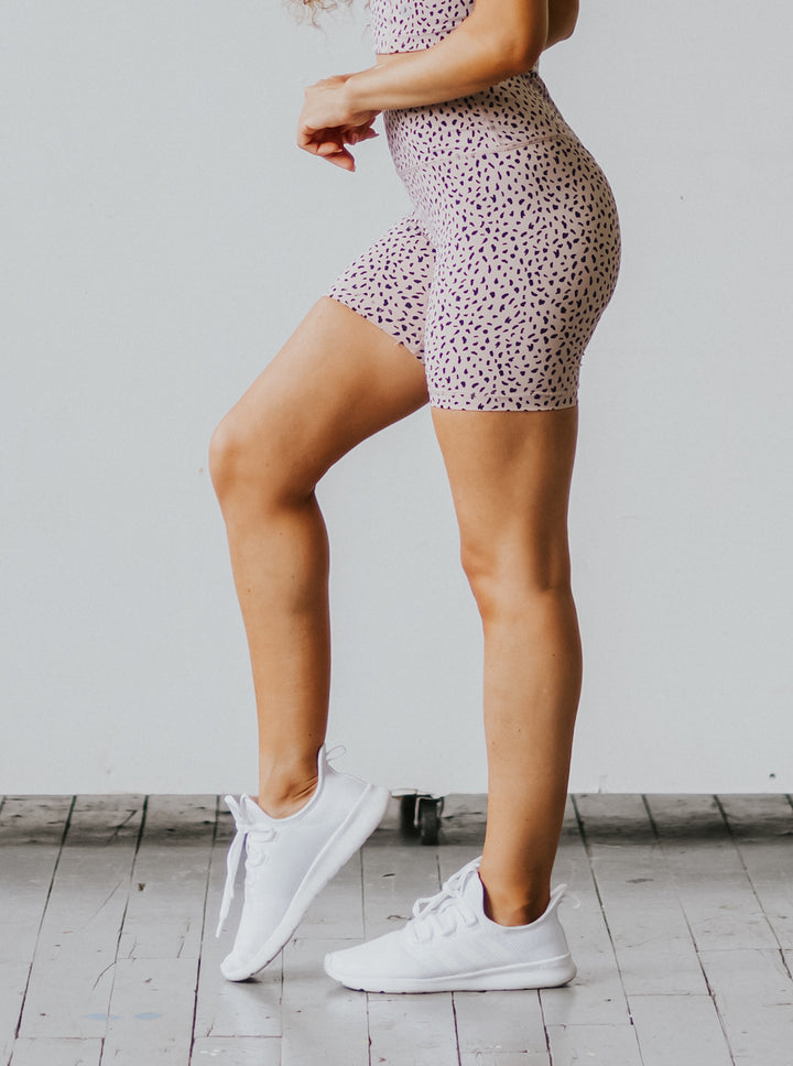 Astoria Luxe Ignite Short - Beige Speckle