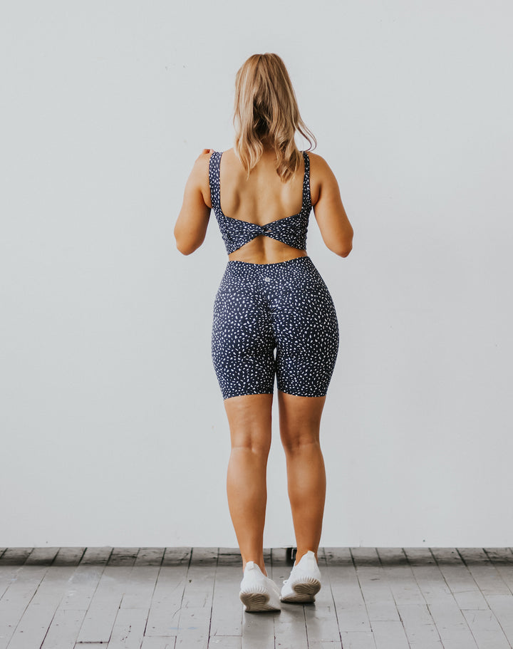 Astoria Luxe Ignite Sports Crop - Black Speckle