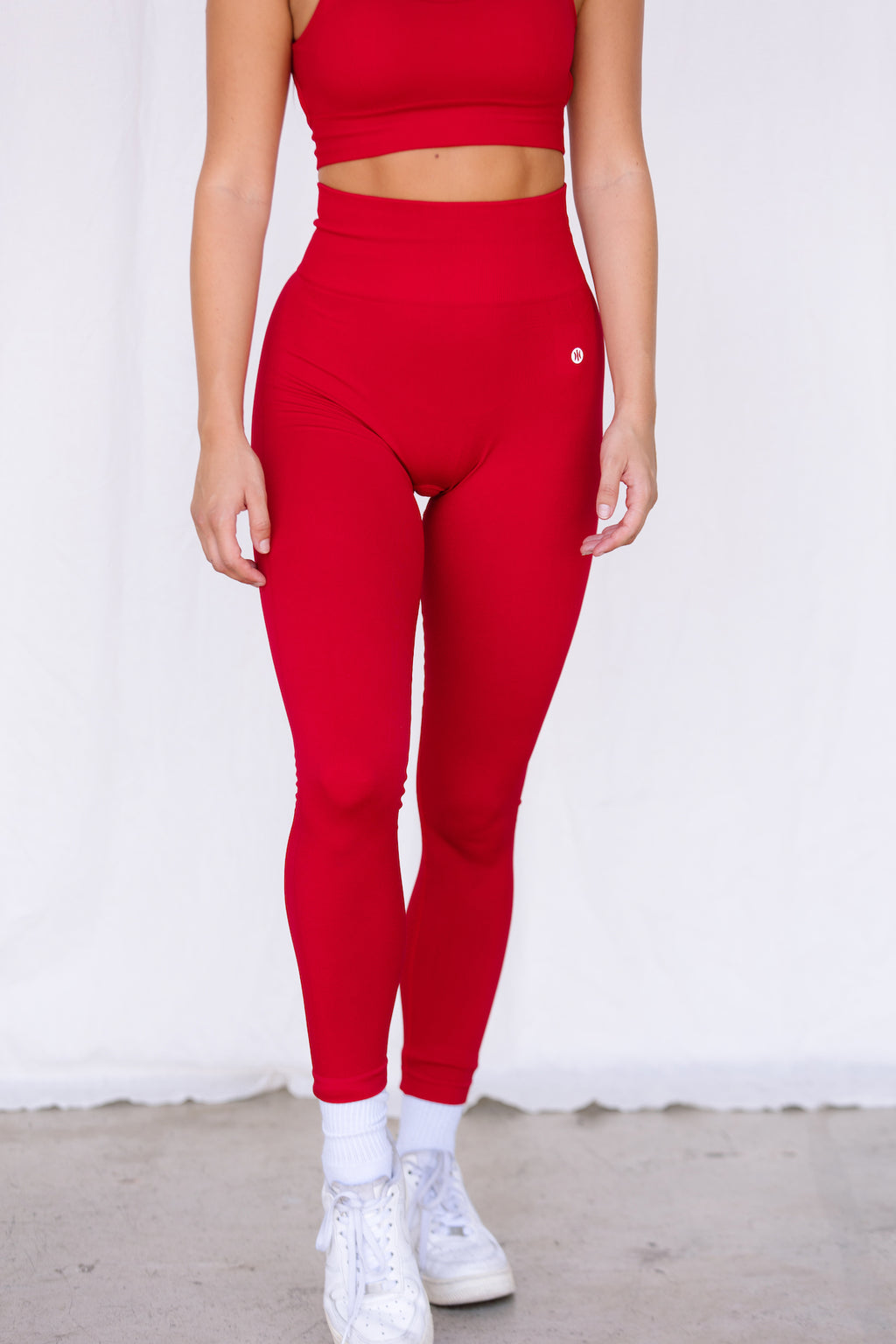 Video Review of #ASTORIA ACTIVEWEAR VELOCITY Seamless Zip Up by Miranda, 5  votes